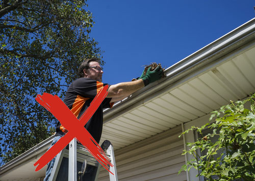 How To Clean Gutters Without A Ladder, Tool For Cleaning Gutters From Ground