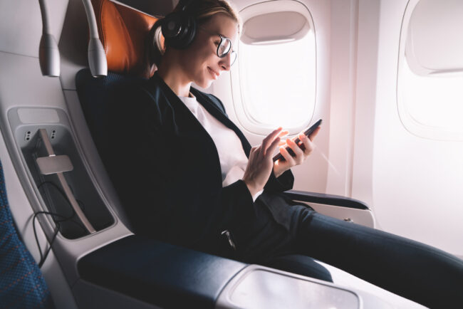 9 Quick Back Pain Tips for Airplane Rides