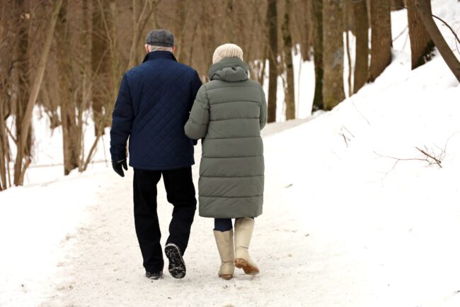 Spine Health in Colder Weather - Tips to Prevent Seasonal Pain